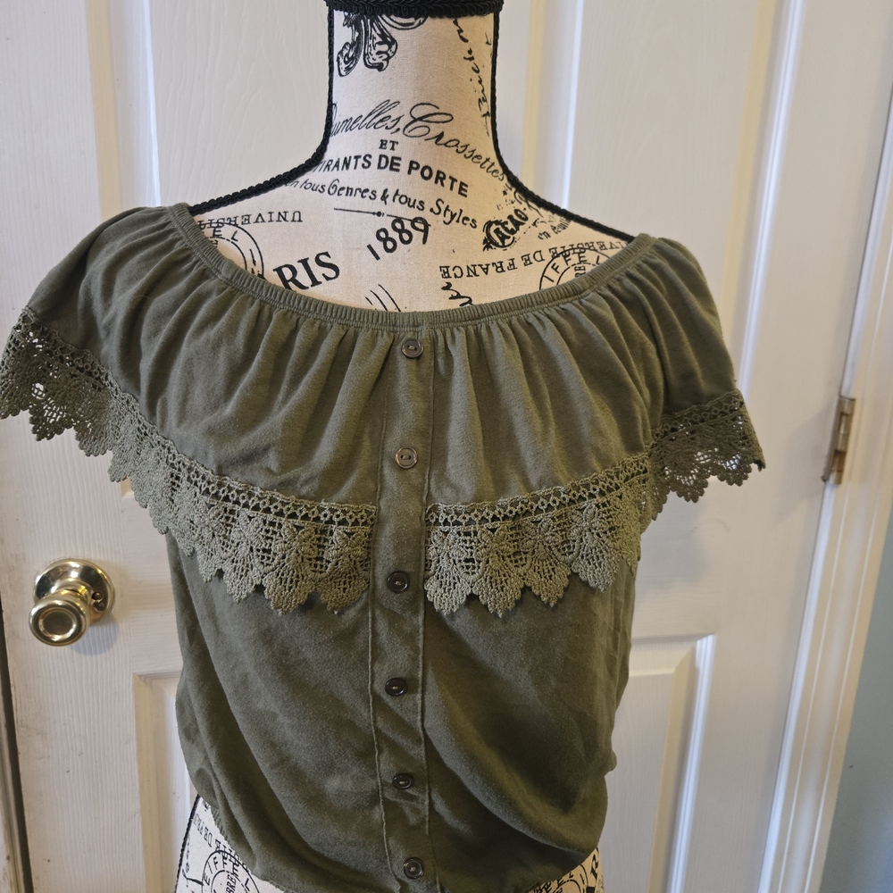 NOBO Olive Green Off-Shoulder Buttoned Blouse
